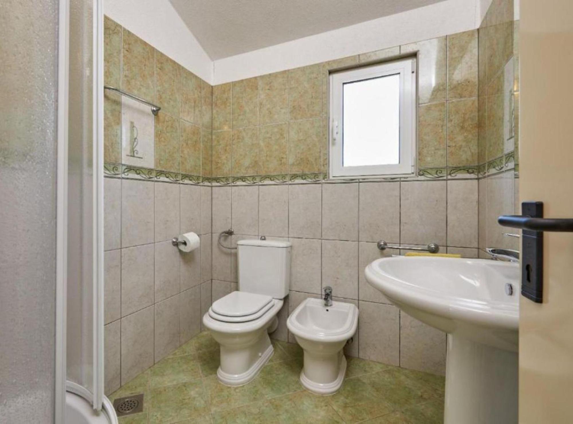 Krknjasi Hotel Veliki Drvenik Kültér fotó