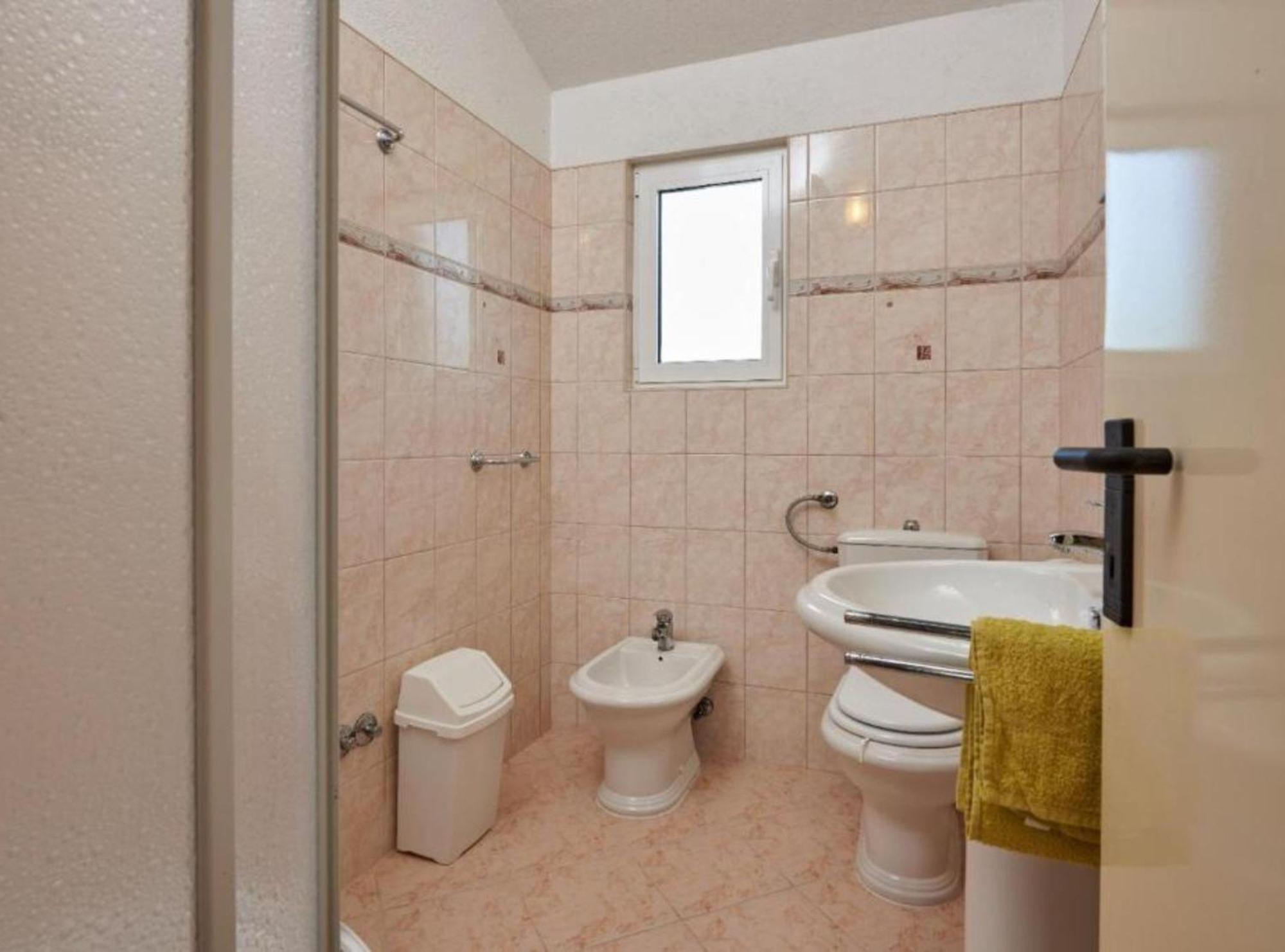 Krknjasi Hotel Veliki Drvenik Kültér fotó